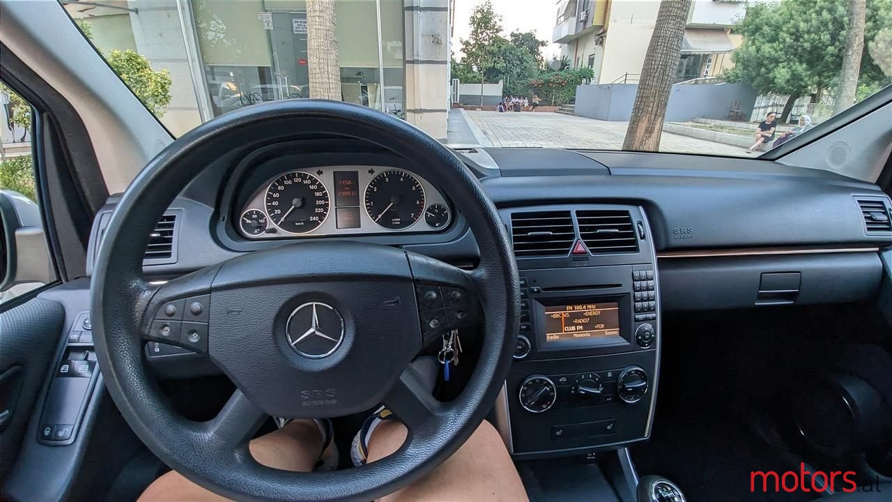 2008' Mercedes-Benz B 170 photo #3