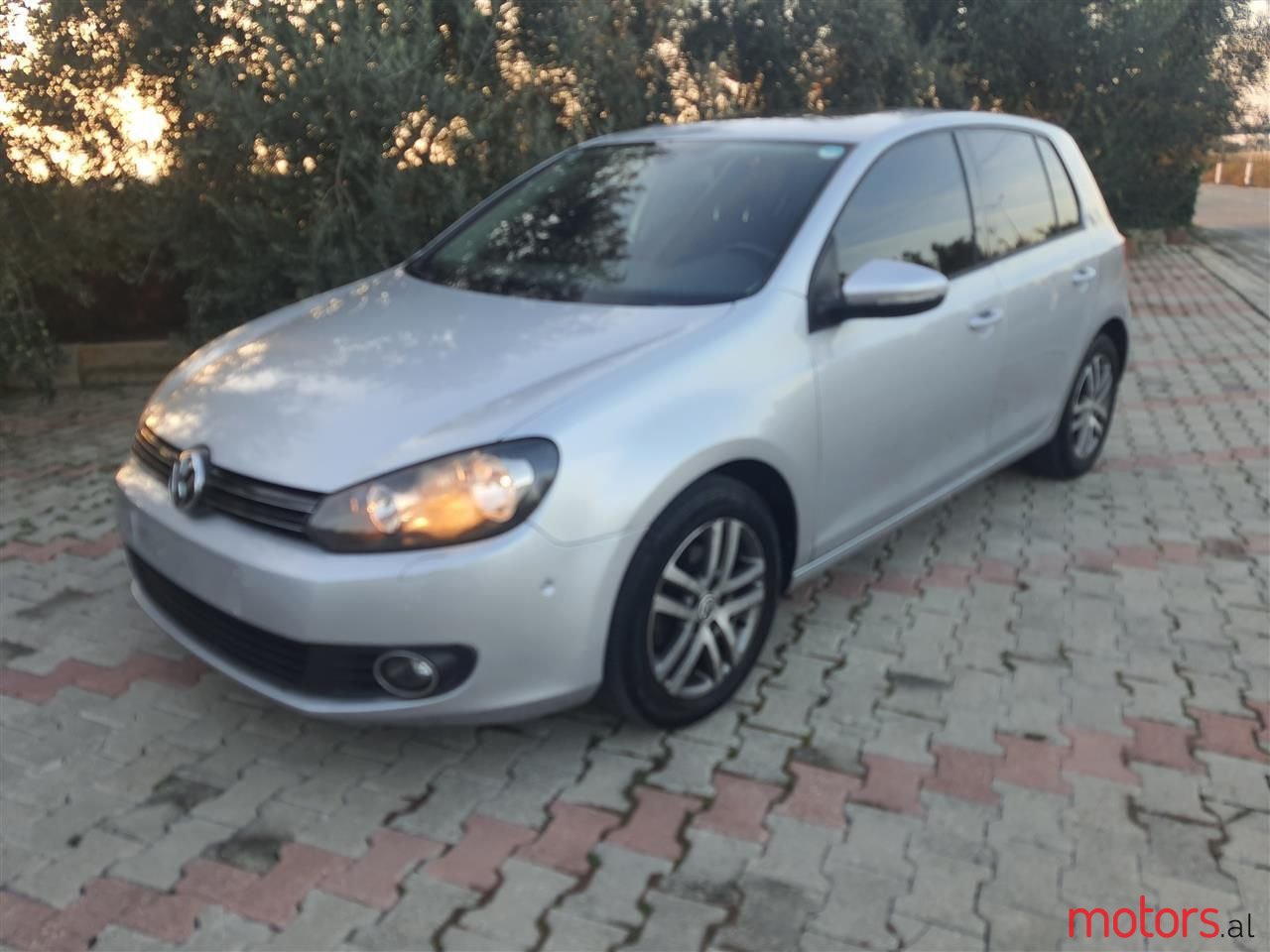 2012' Volkswagen Golf photo #1