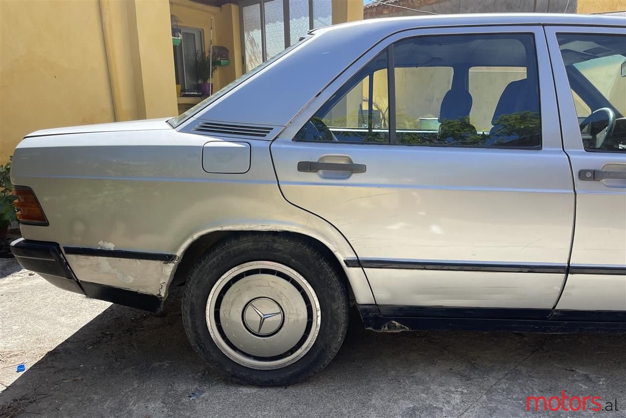 1985' Mercedes-Benz 190 photo #3