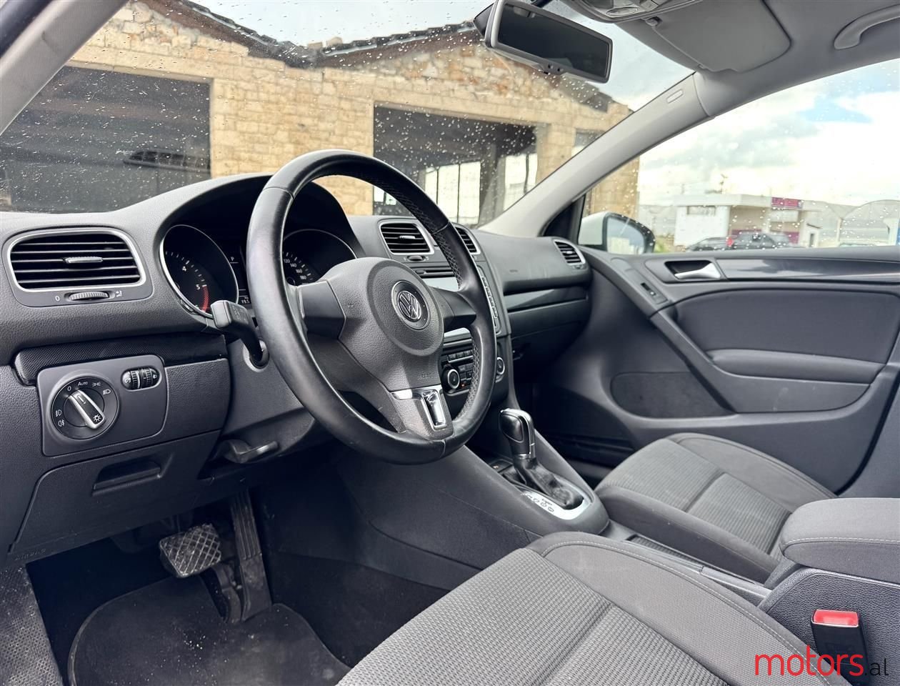 2013' Volkswagen Golf photo #3