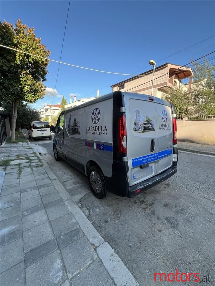 2008' Renault Trafic photo #3