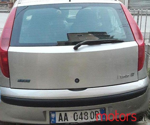 2003' Fiat Punto photo #2