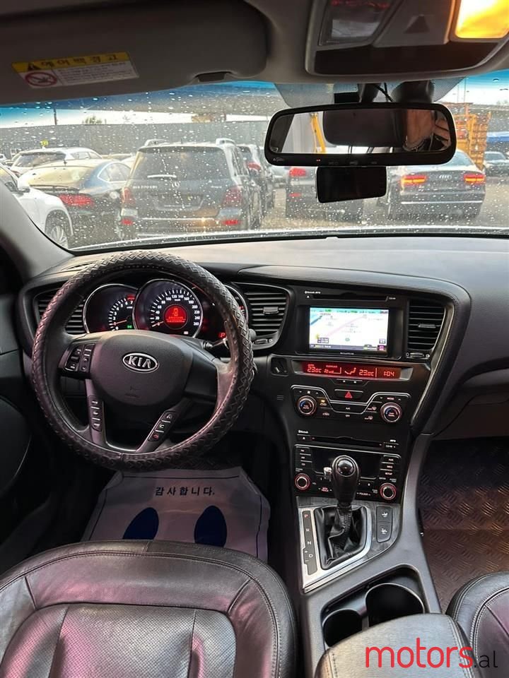 2012' Kia K5 photo #6