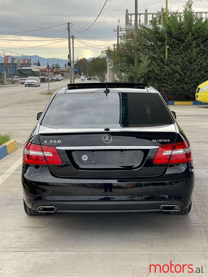 2012' Mercedes-Benz E 350 photo #4
