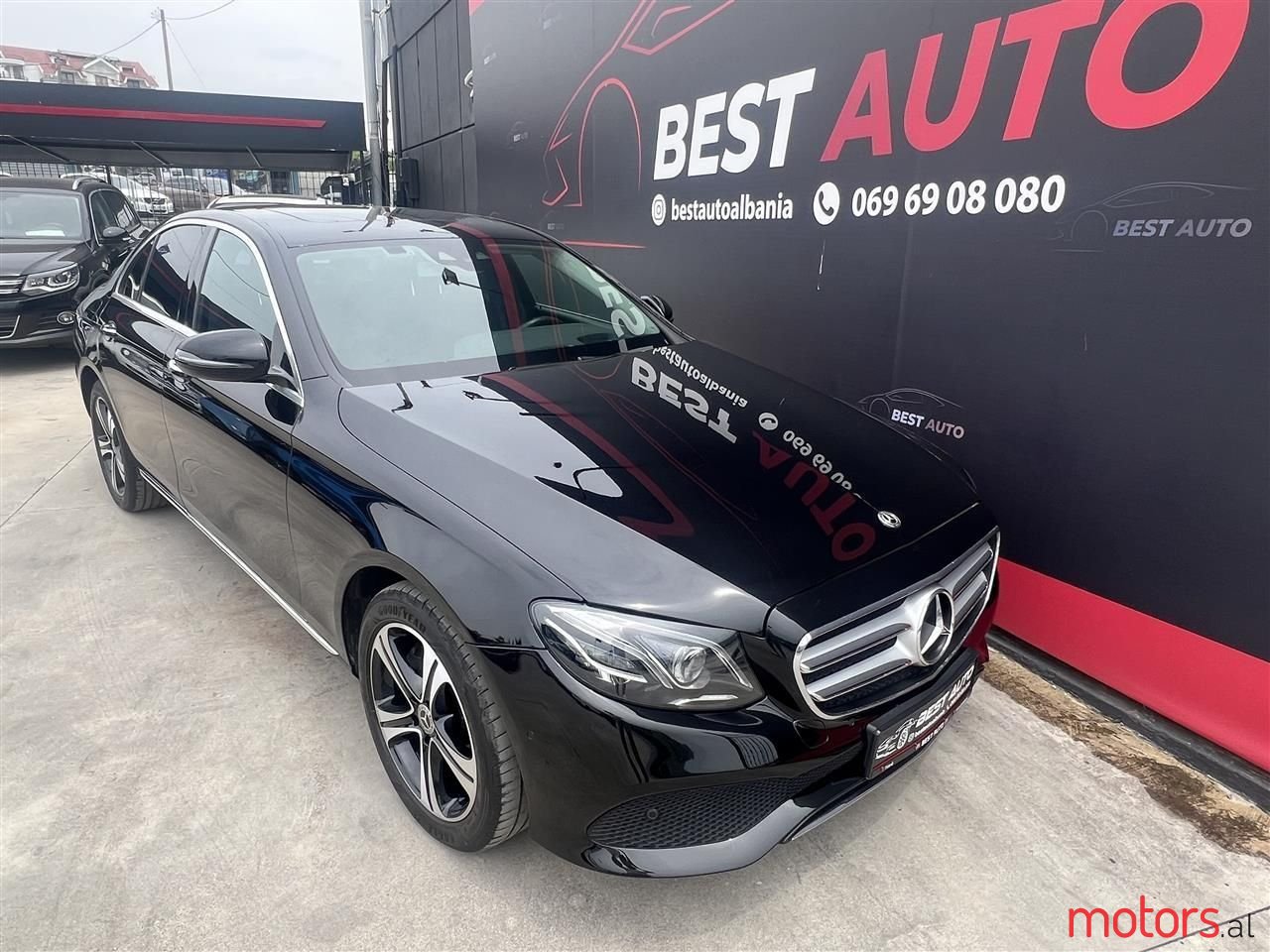 2017' Mercedes-Benz E 220 photo #6