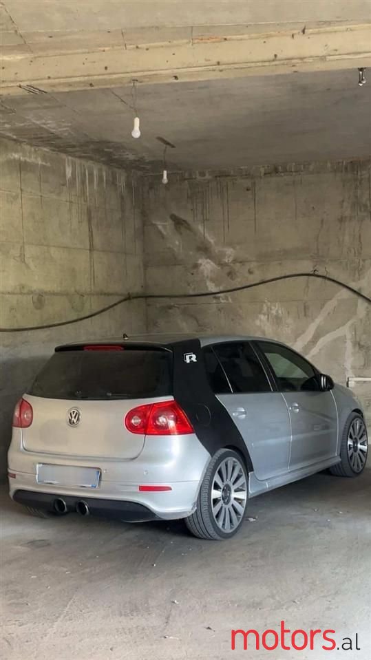 2006' Volkswagen Golf photo #6