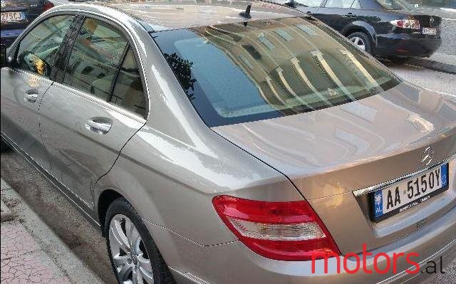2008' Mercedes-Benz C-Class photo #1