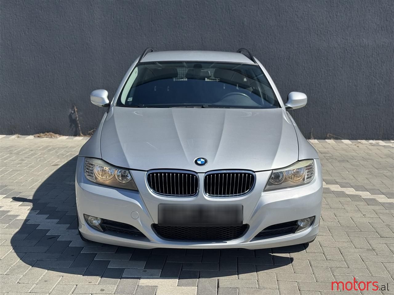 2008' BMW 318 photo #5