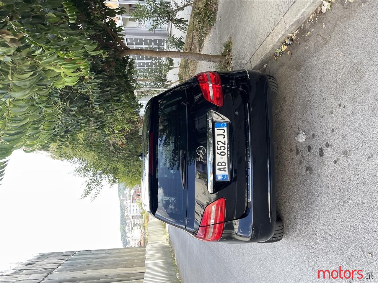 2013' Mercedes-Benz B 180 photo #2