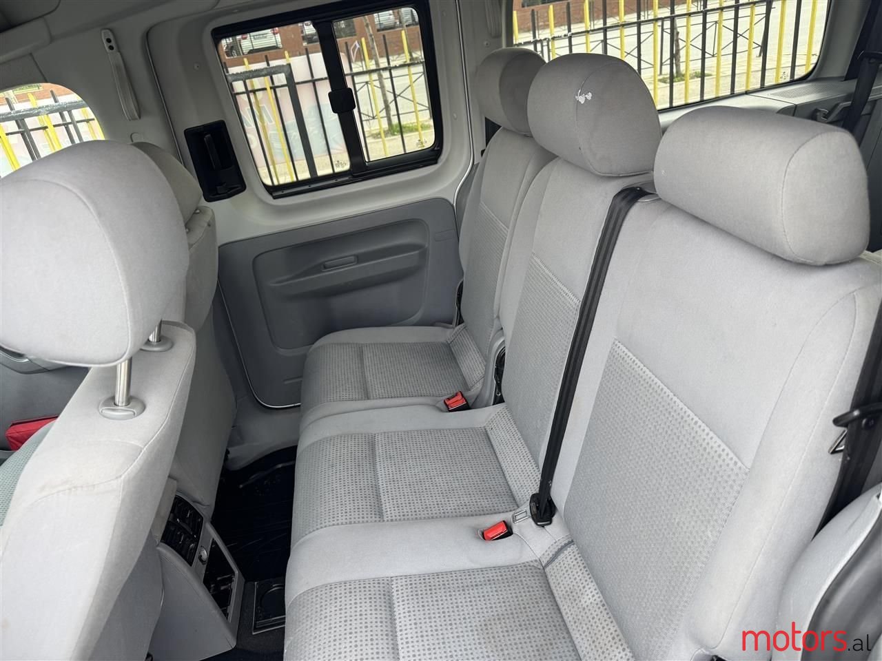 2008' Volkswagen Caddy photo #3