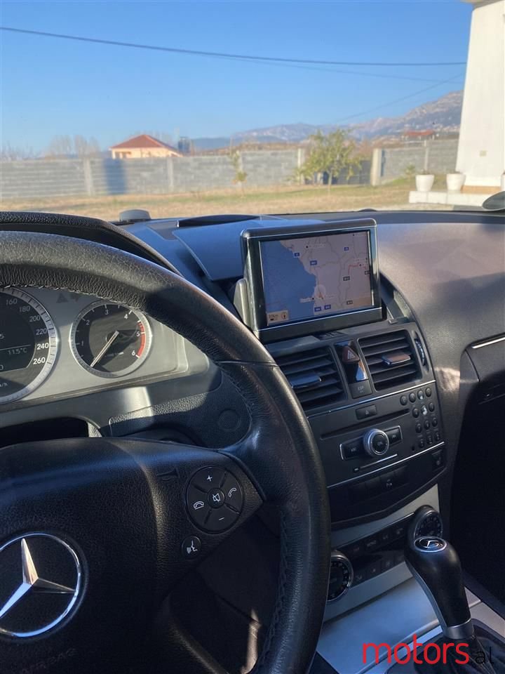 2008' Mercedes-Benz C 220 photo #3