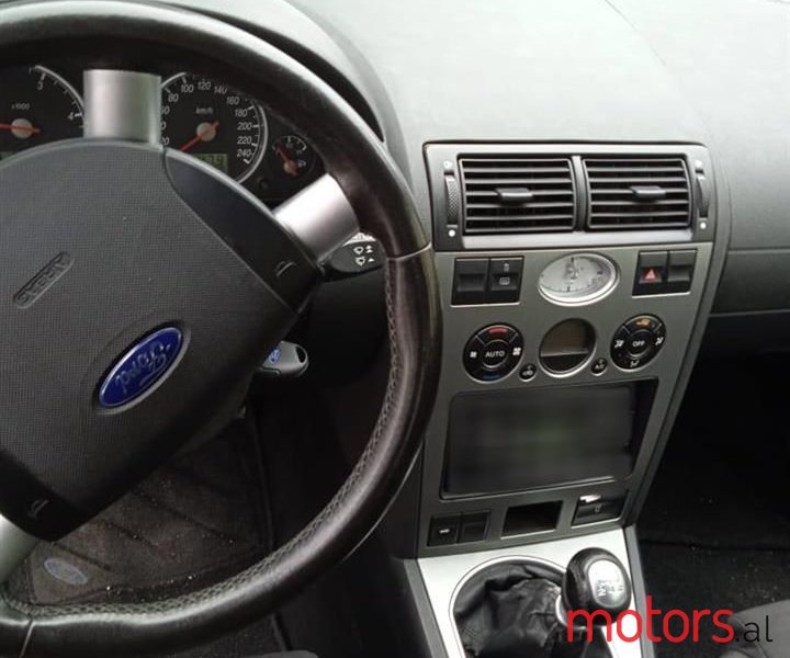 2001' Ford Mondeo photo #2