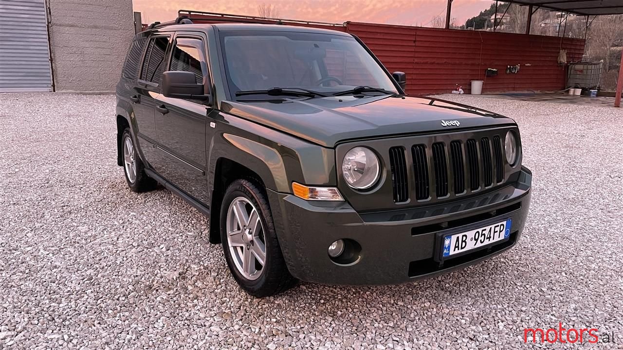 2007' Jeep Patriot photo #1