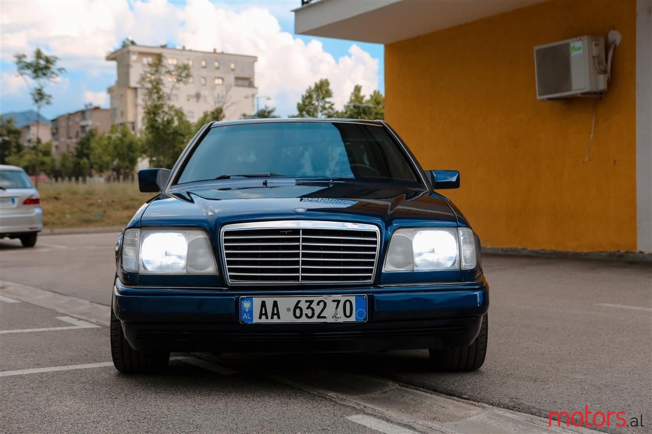 1993' Mercedes-Benz Ce 200 photo #3