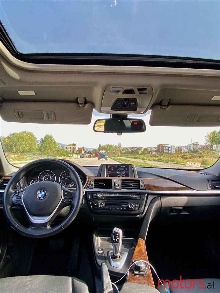 2014' BMW 328 photo #5