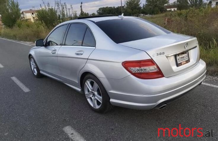 2009' Mercedes-Benz C 300 photo #1