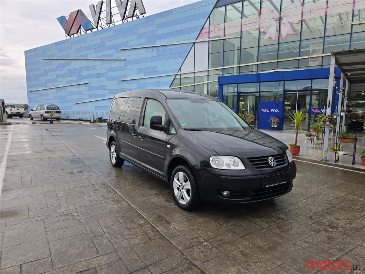 2010' Volkswagen Caddy photo #1
