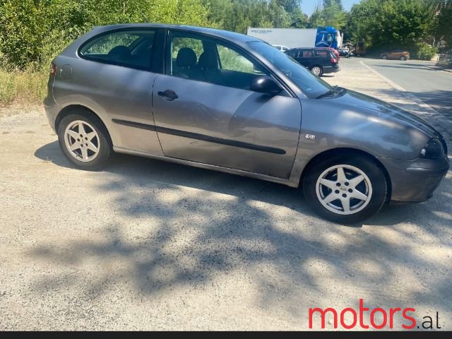 2006' SEAT Ibiza photo #2