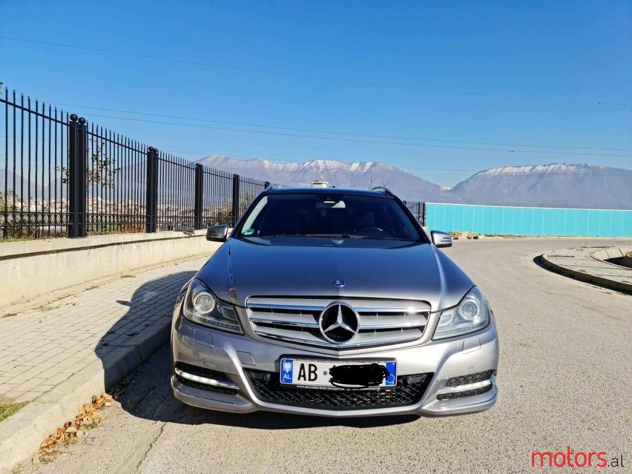 2012' Mercedes-Benz C 200 photo #4