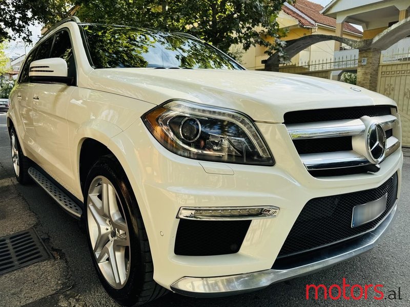 2013' Mercedes-Benz GL 350 photo #2