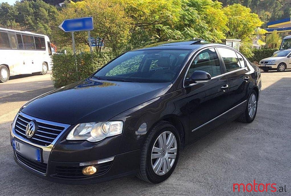 2009' Volkswagen Passat photo #1