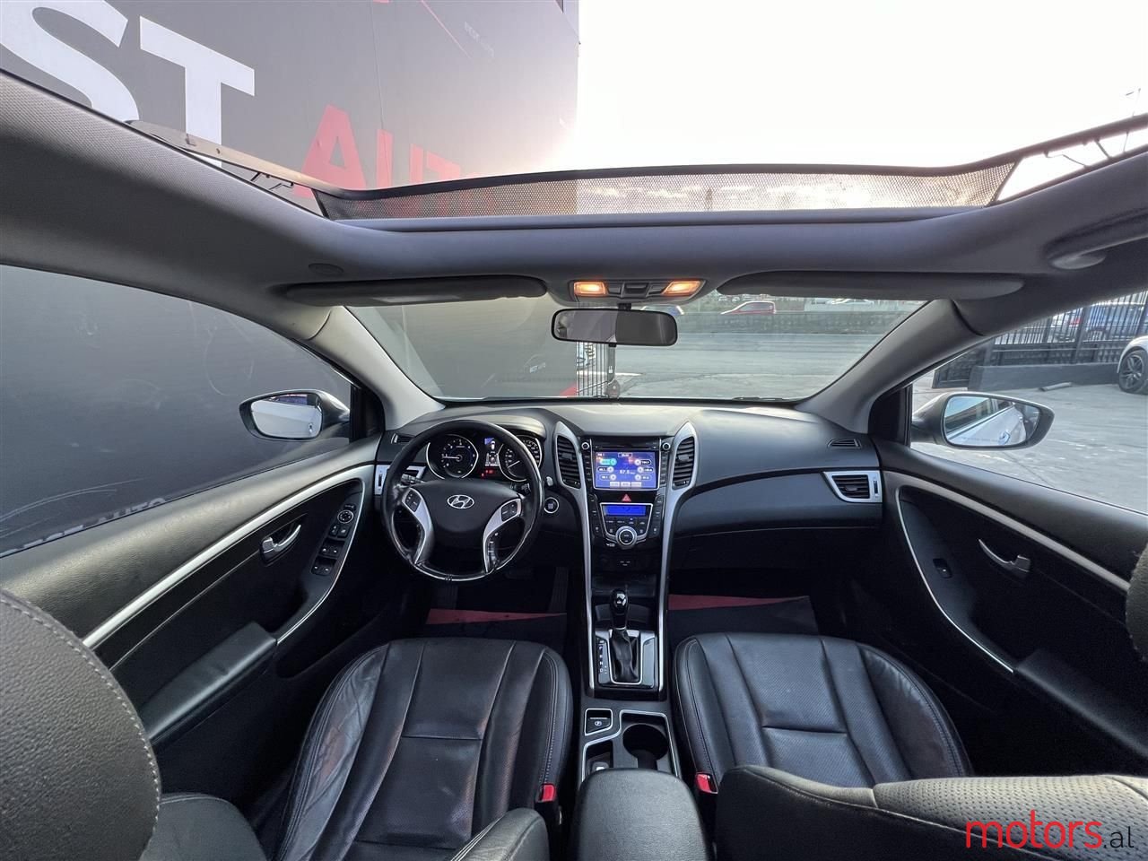 2012' Hyundai i30 photo #3