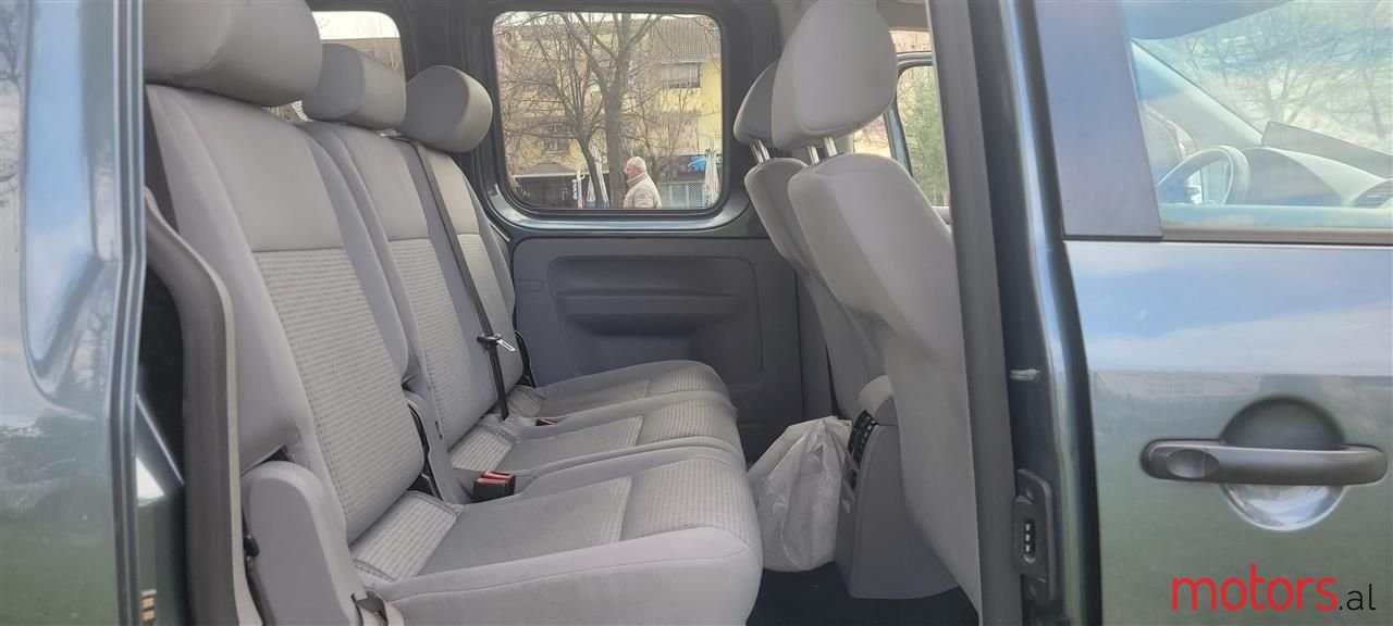 2008' Volkswagen Caddy photo #2