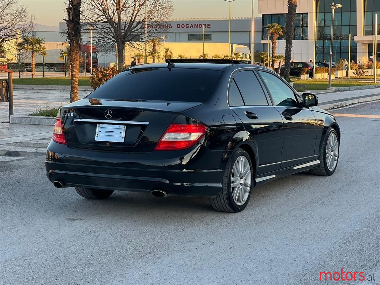 2009' Mercedes-Benz C 300 photo #4