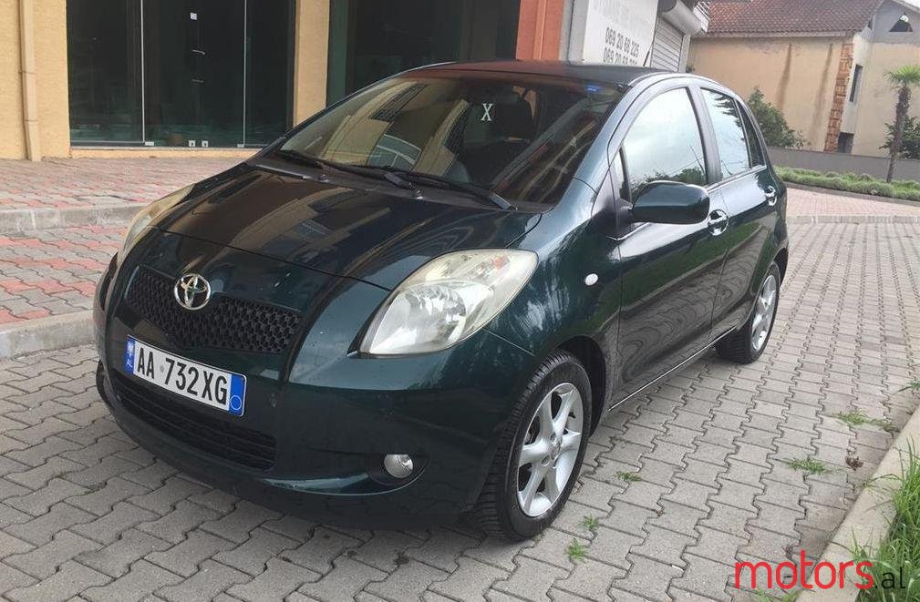 2006' Toyota Yaris photo #1