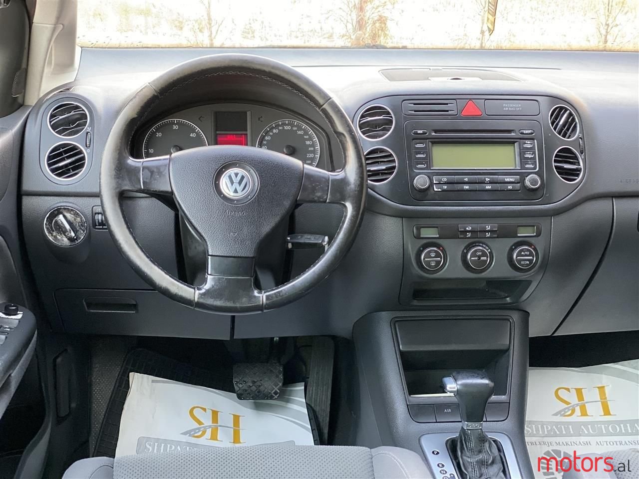 2005' Volkswagen Golf Plus photo #3