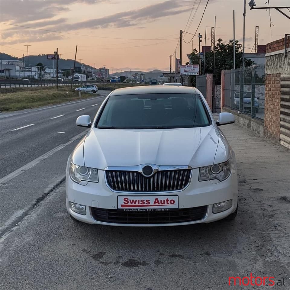 2010' Skoda Superb photo #4