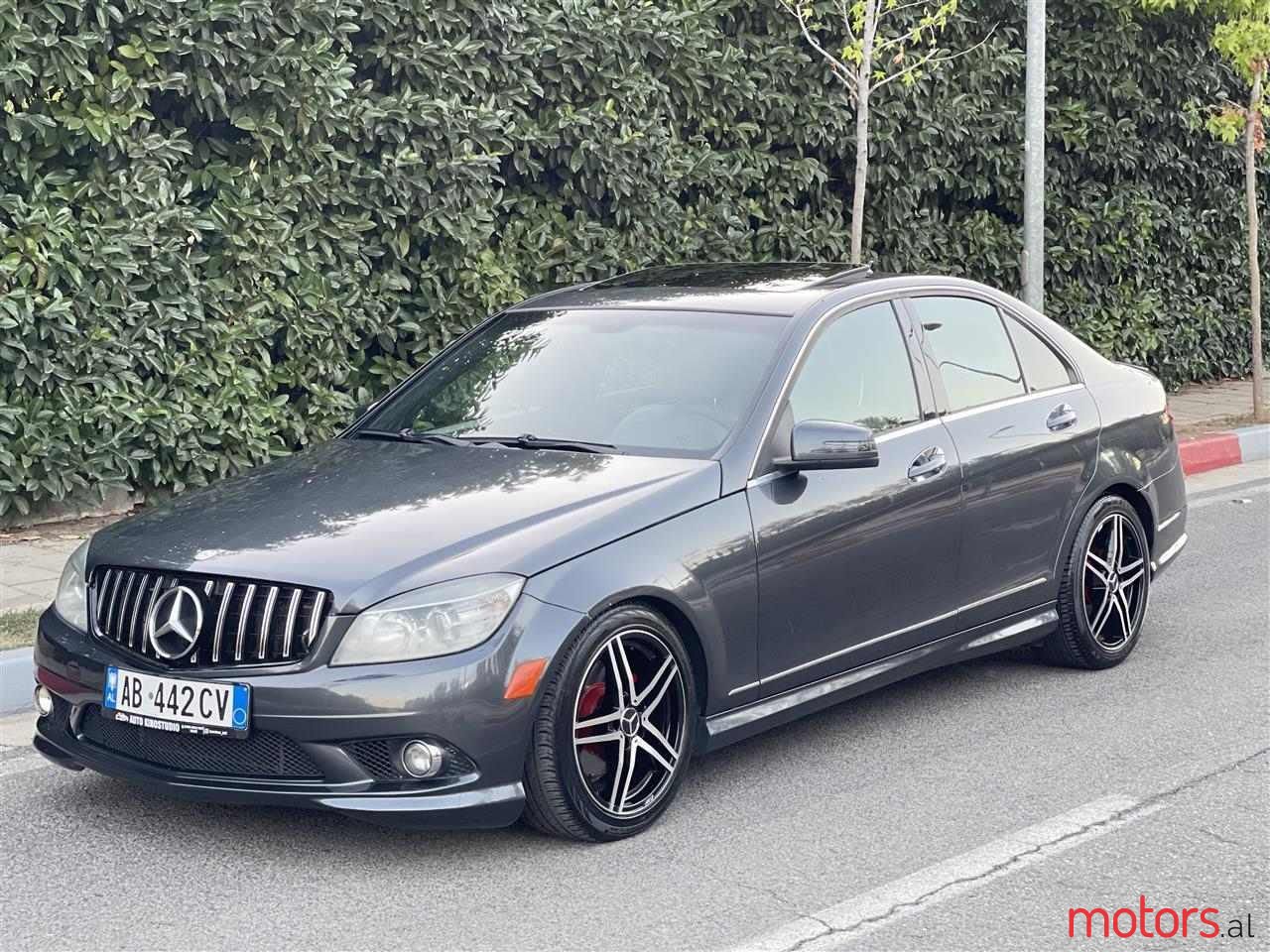 2010' Mercedes-Benz C 300 photo #3