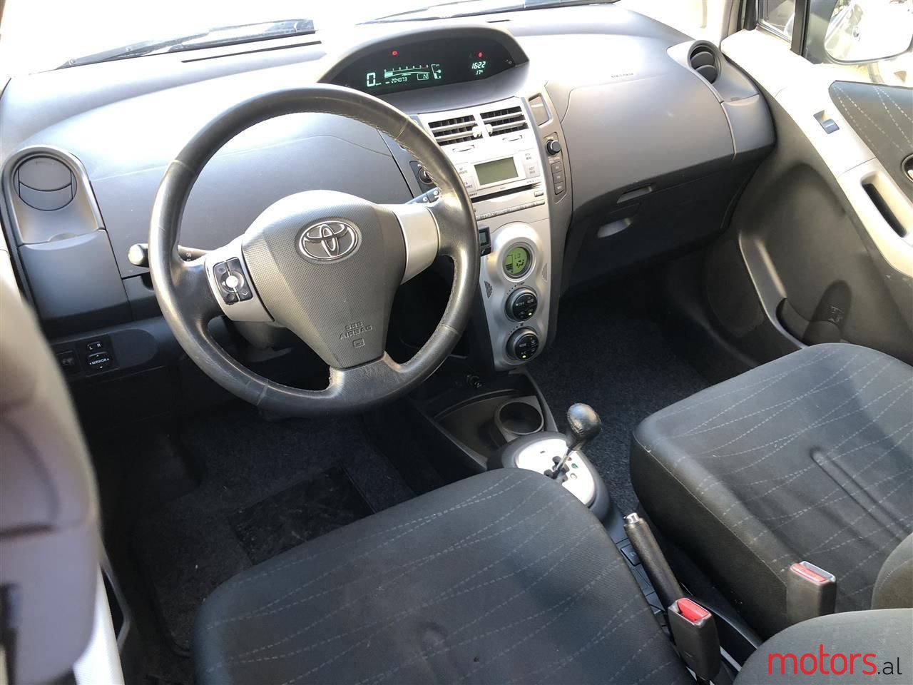 2006' Toyota Yaris photo #5