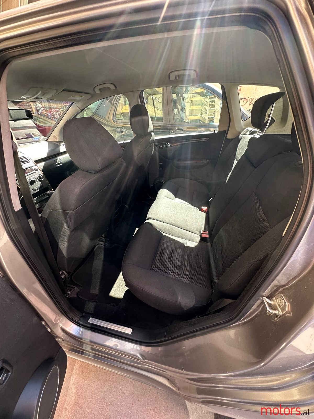 2006' Mercedes-Benz A 180 photo #1