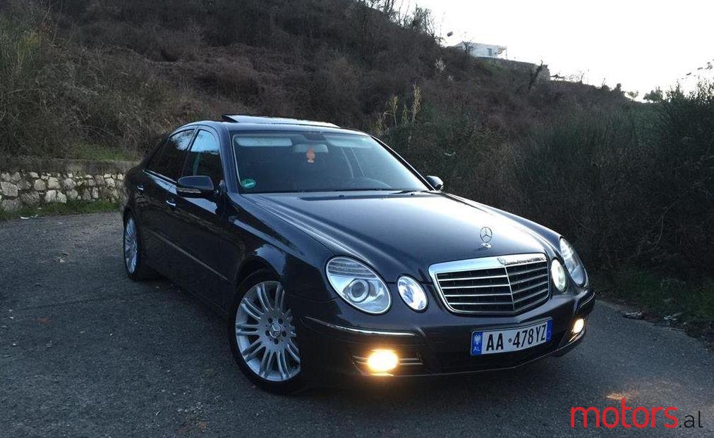 2007' Mercedes-Benz E 200 photo #1
