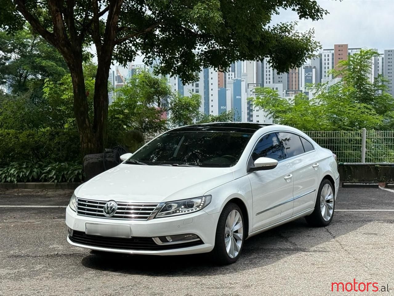 2016' Volkswagen Passat photo #1