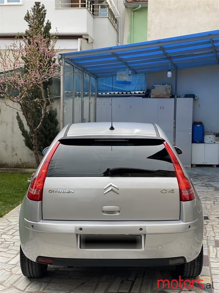 2008' Citroen C4 photo #6