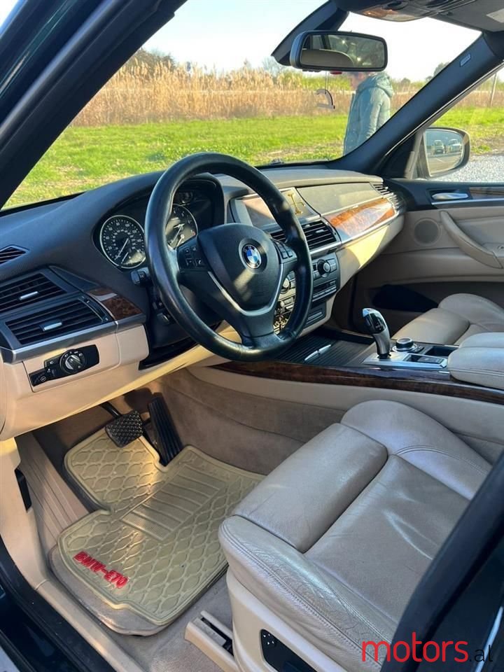 2010' BMW X5 photo #2