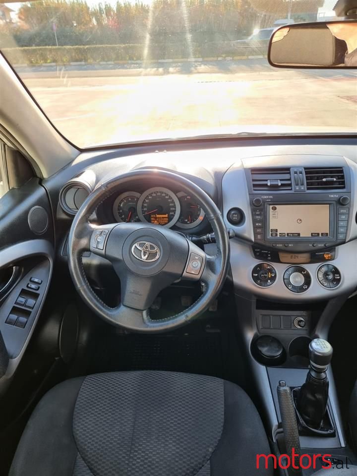 2007' Toyota RAV4 photo #4