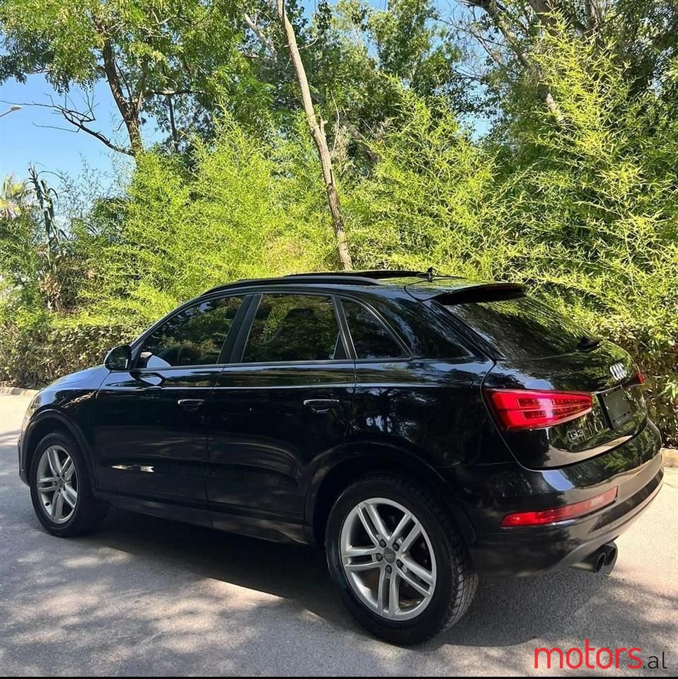2016' Audi Q3 photo #6