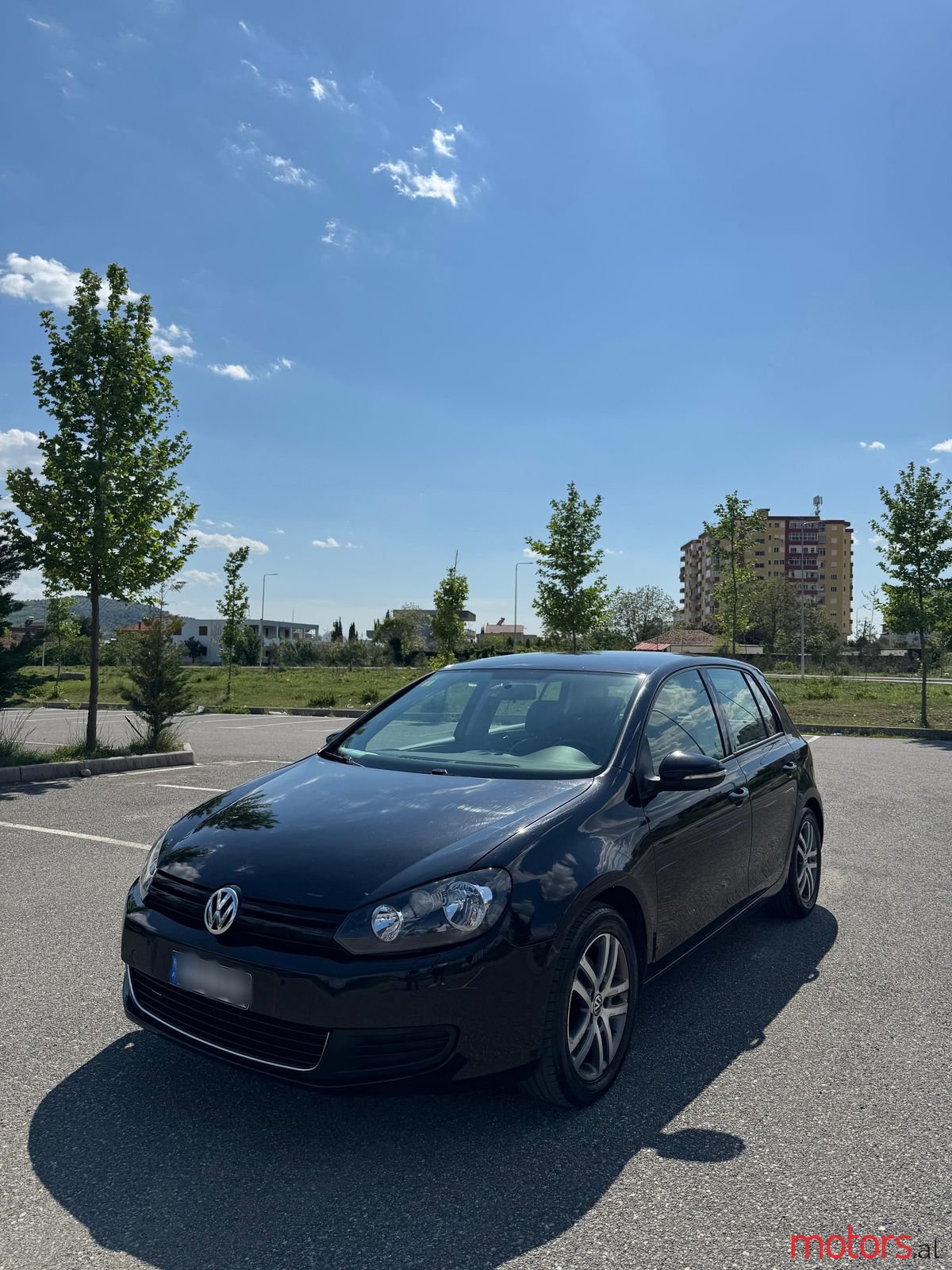 2010' Volkswagen Golf photo #4