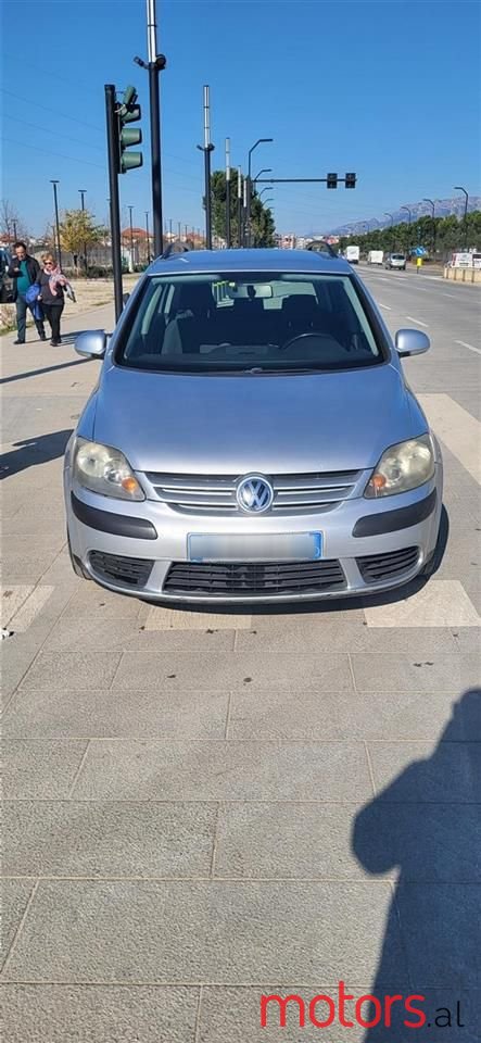 2007' Volkswagen Golf Plus photo #1