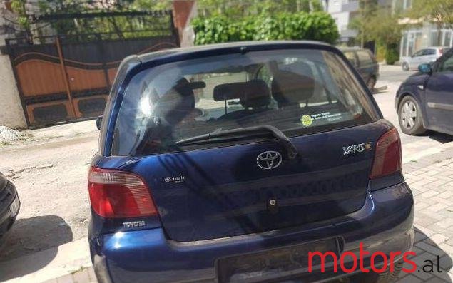 2001' Toyota Yaris photo #2