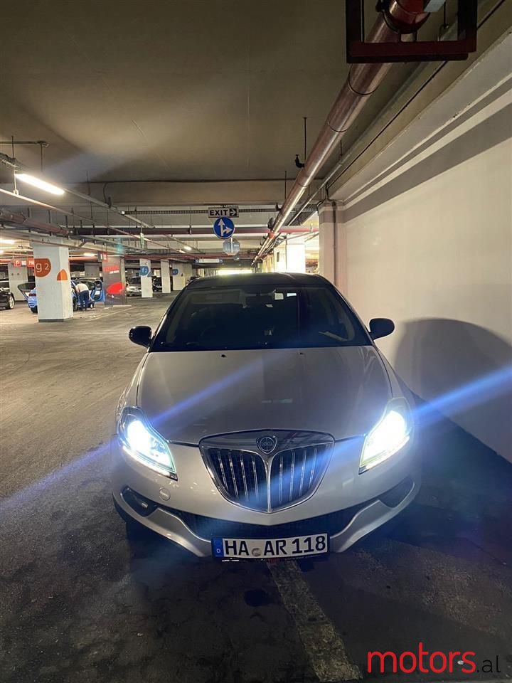 2009' Lancia Delta photo #5