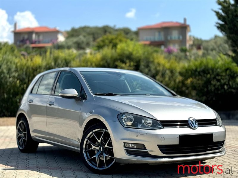 2014' Volkswagen Golf photo #1