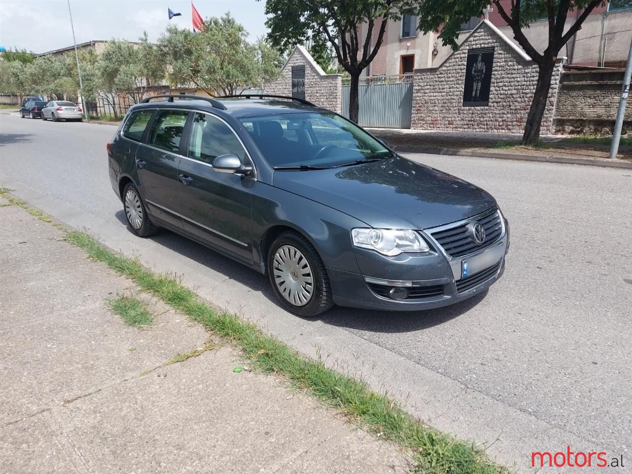 2009' Volkswagen Passat photo #2