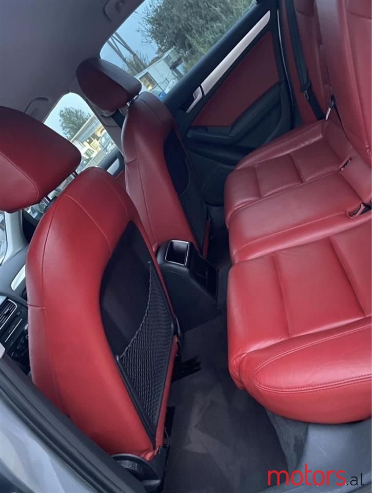 2010' Audi A4 photo #5