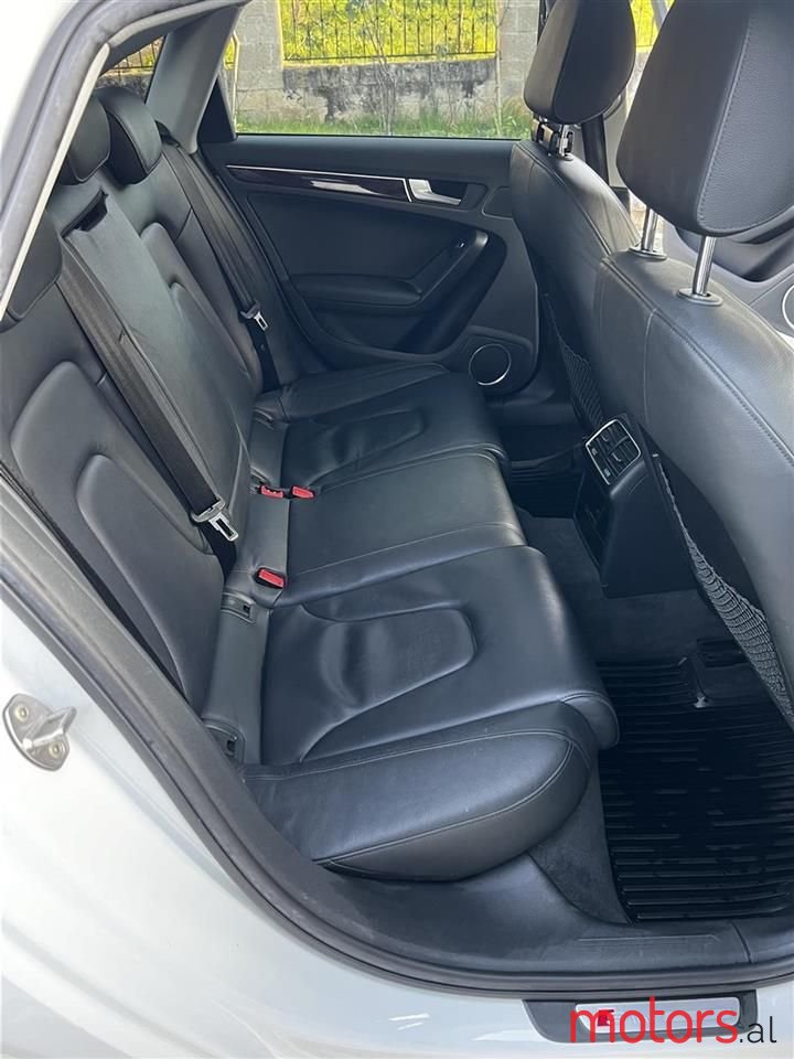 2013' Audi A4 photo #6