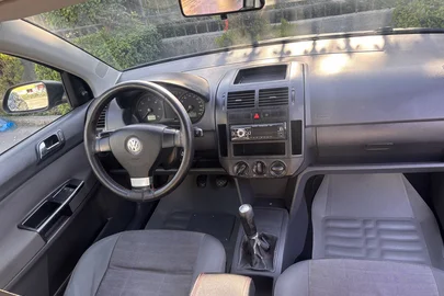 2006' Volkswagen Polo