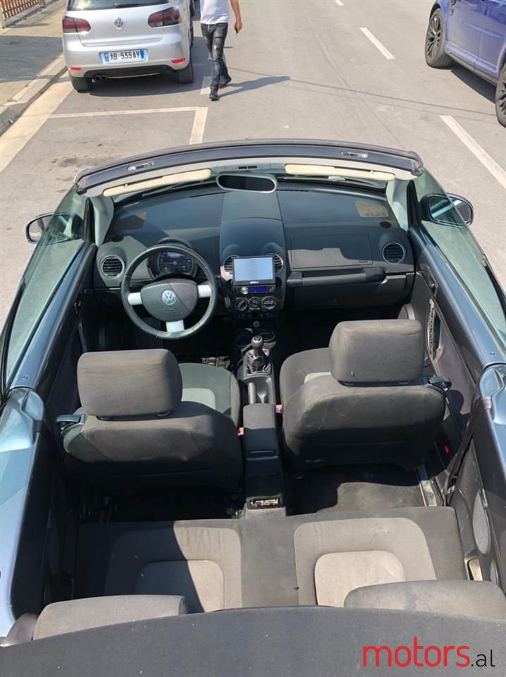 2007' Volkswagen Beetle photo #6